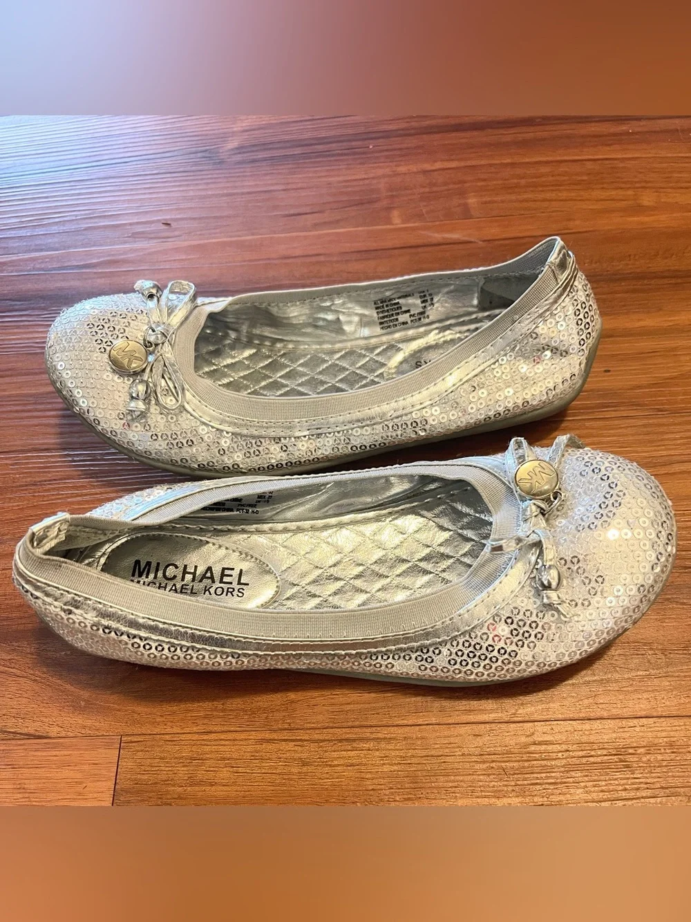Michael Kors Silver Sequined Girls Ballerina Flats in Size 2